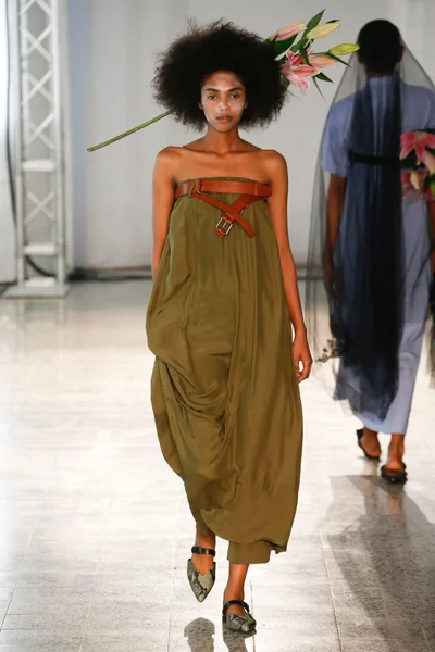 Look 20